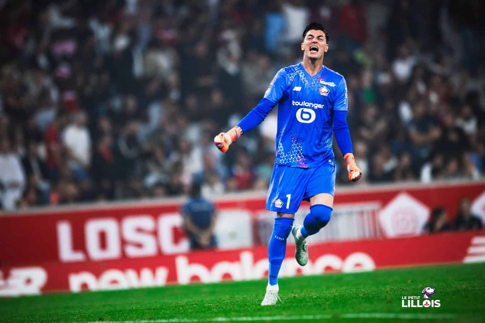 Berke Özer Berke Özer, gardien de but du LOSC.