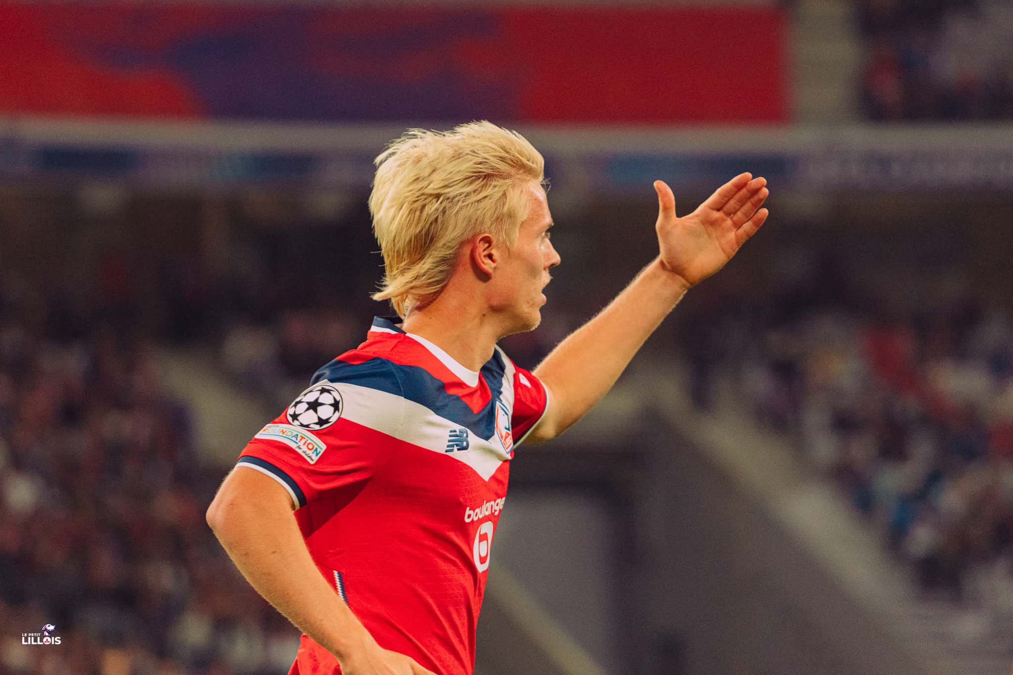 Hakon Haraldsson Hakon Haraldsson, milieu offensif du LOSC.