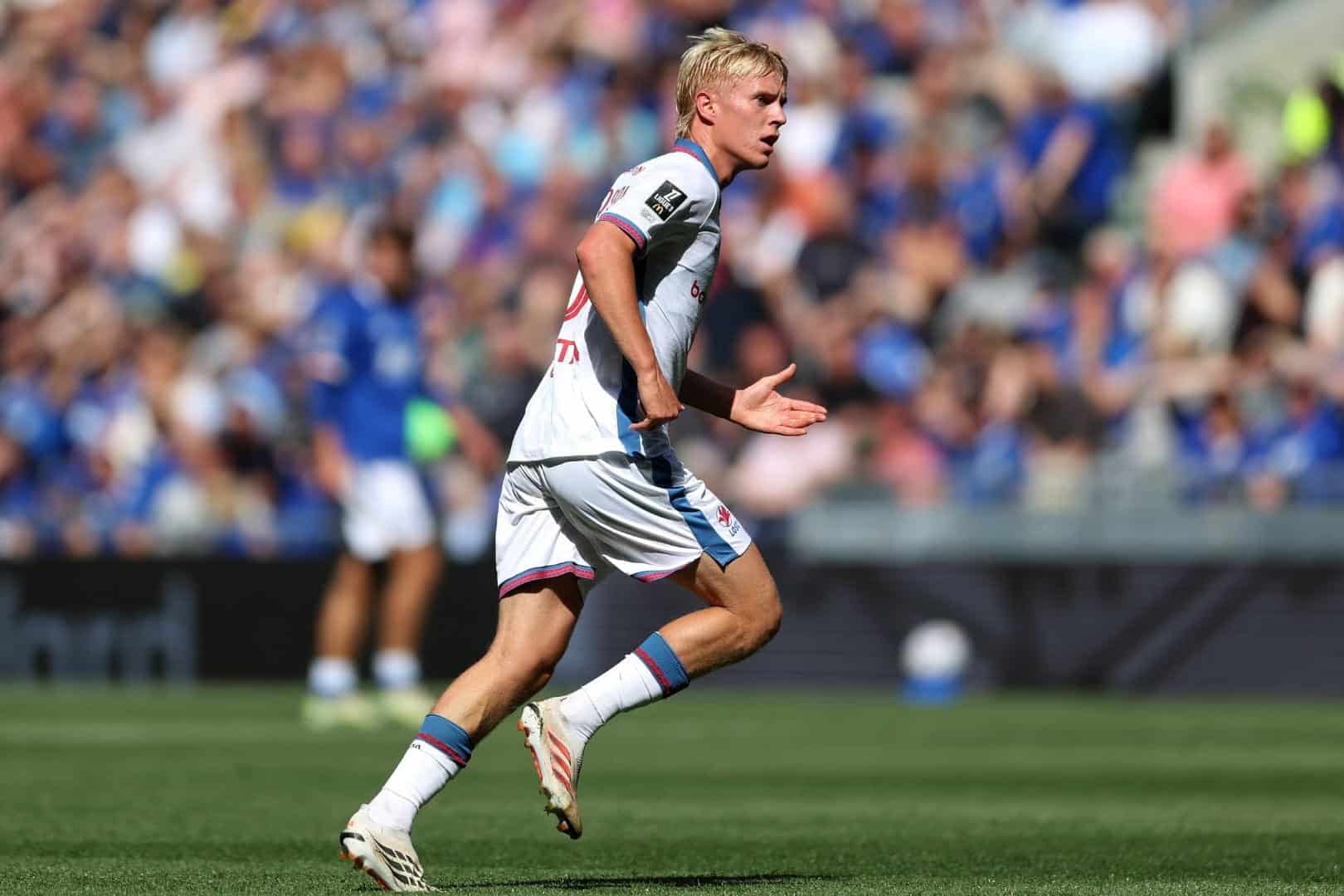 Hakon Haraldsson Hakon Haraldsson, milieu offensif du LOSC.