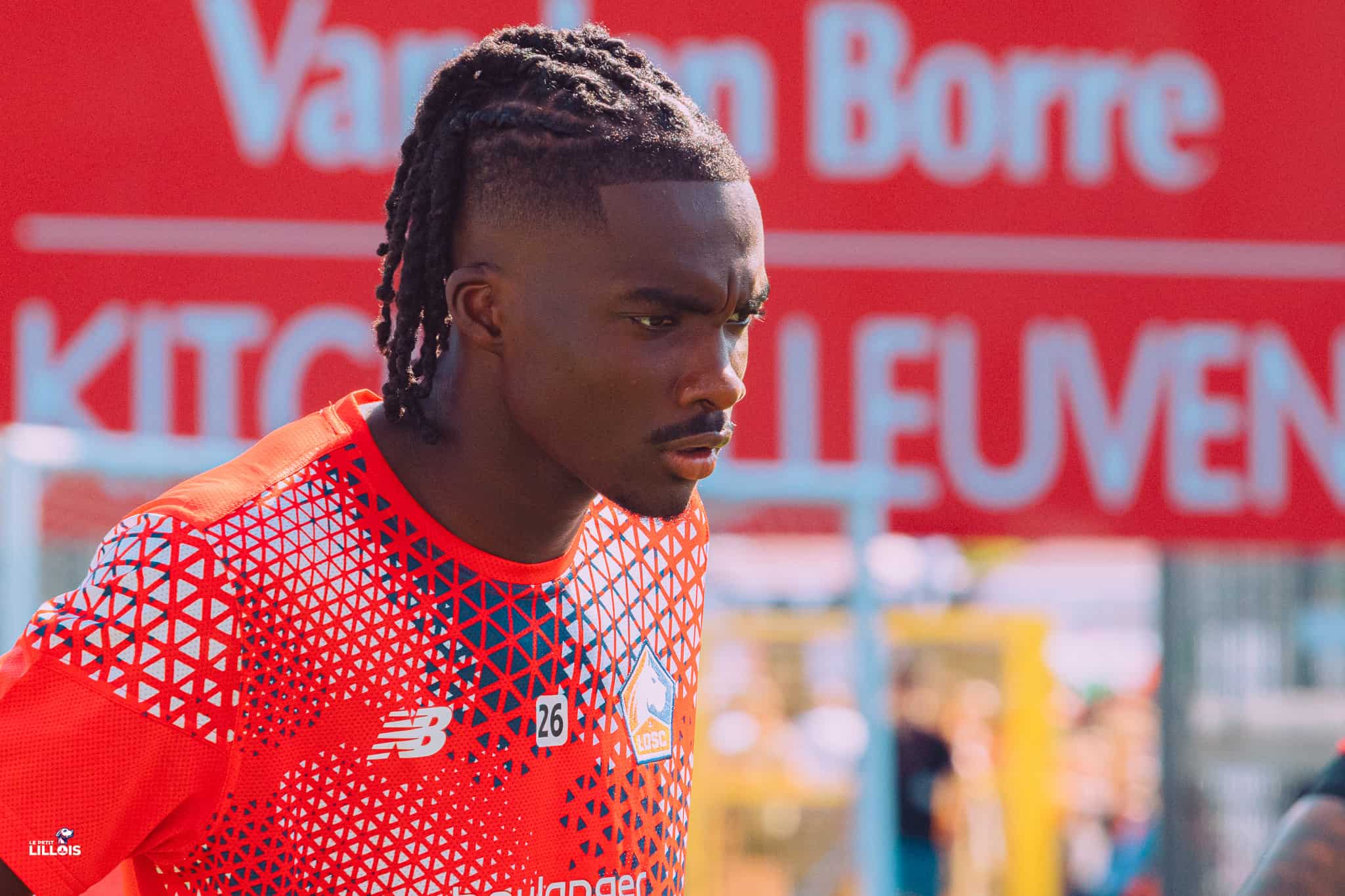 Isaac Cossier Isaac Cossier, défenseur central du LOSC.