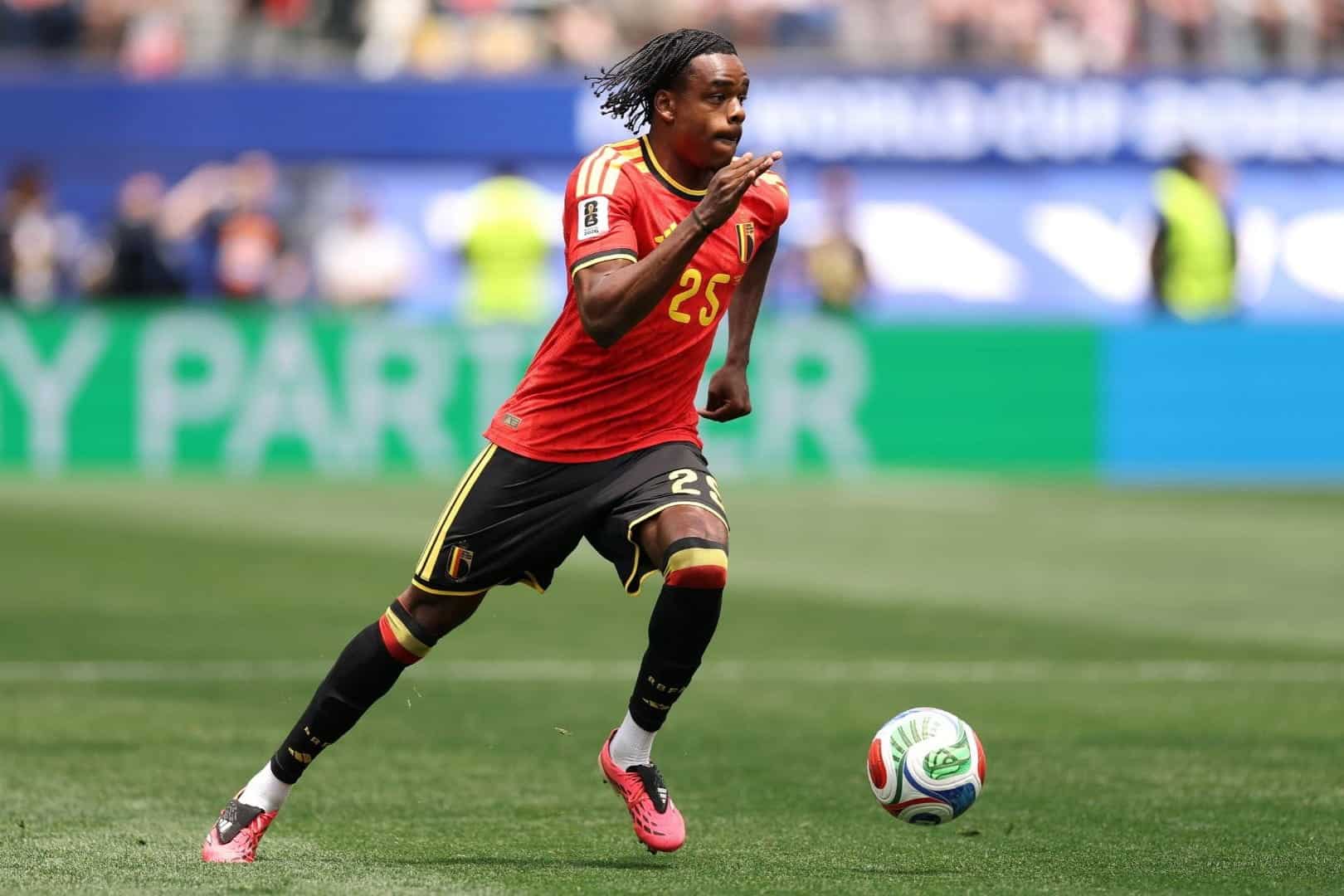 Nathan Ngoy, d&eacute;fenseur central du LOSC et international belge.