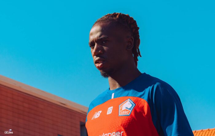Ngal'ayel Mukau, milieu de terrain du LOSC.