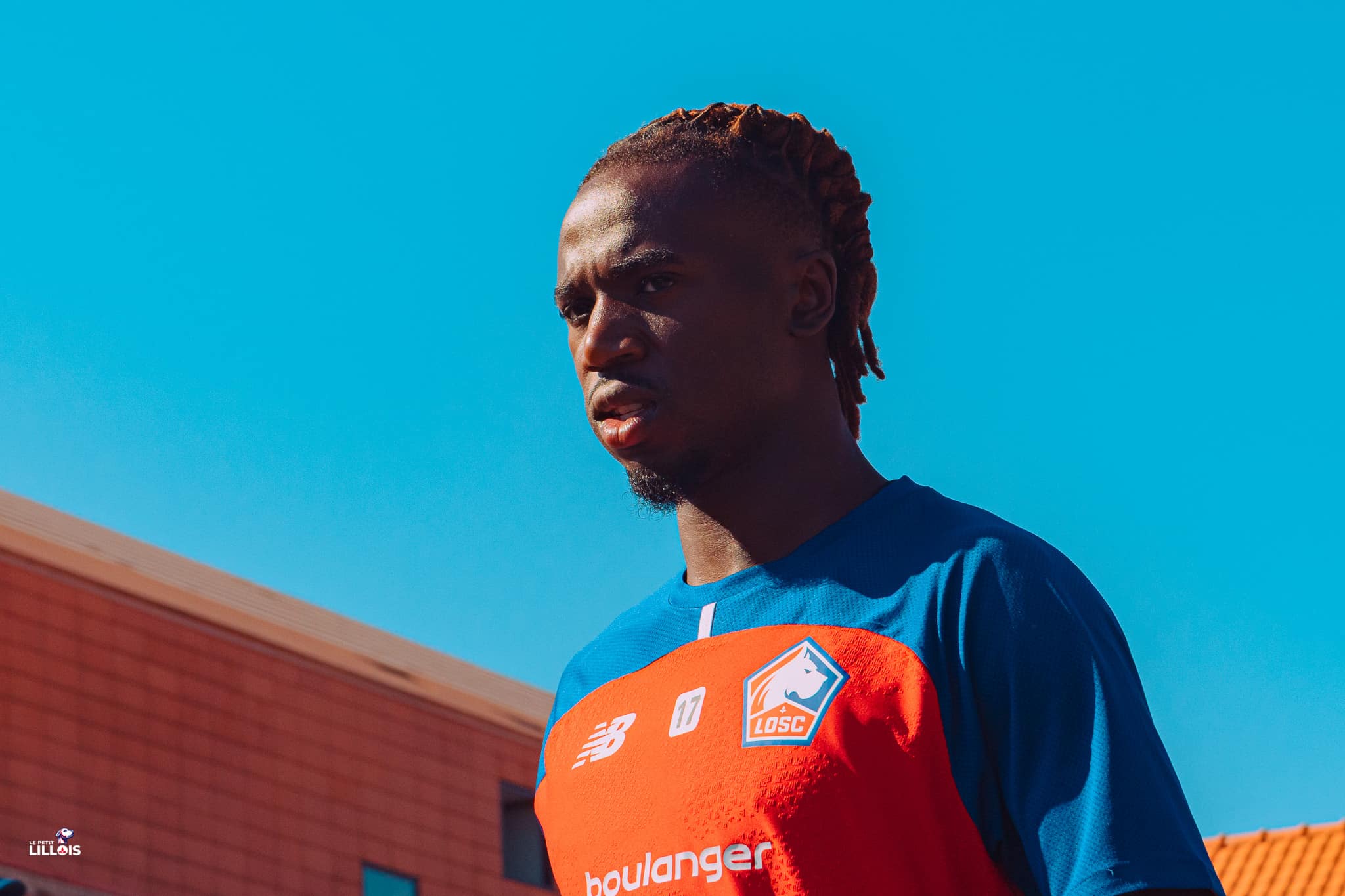 Ngal’ayel Mukau Ngal'ayel Mukau, milieu de terrain du LOSC.