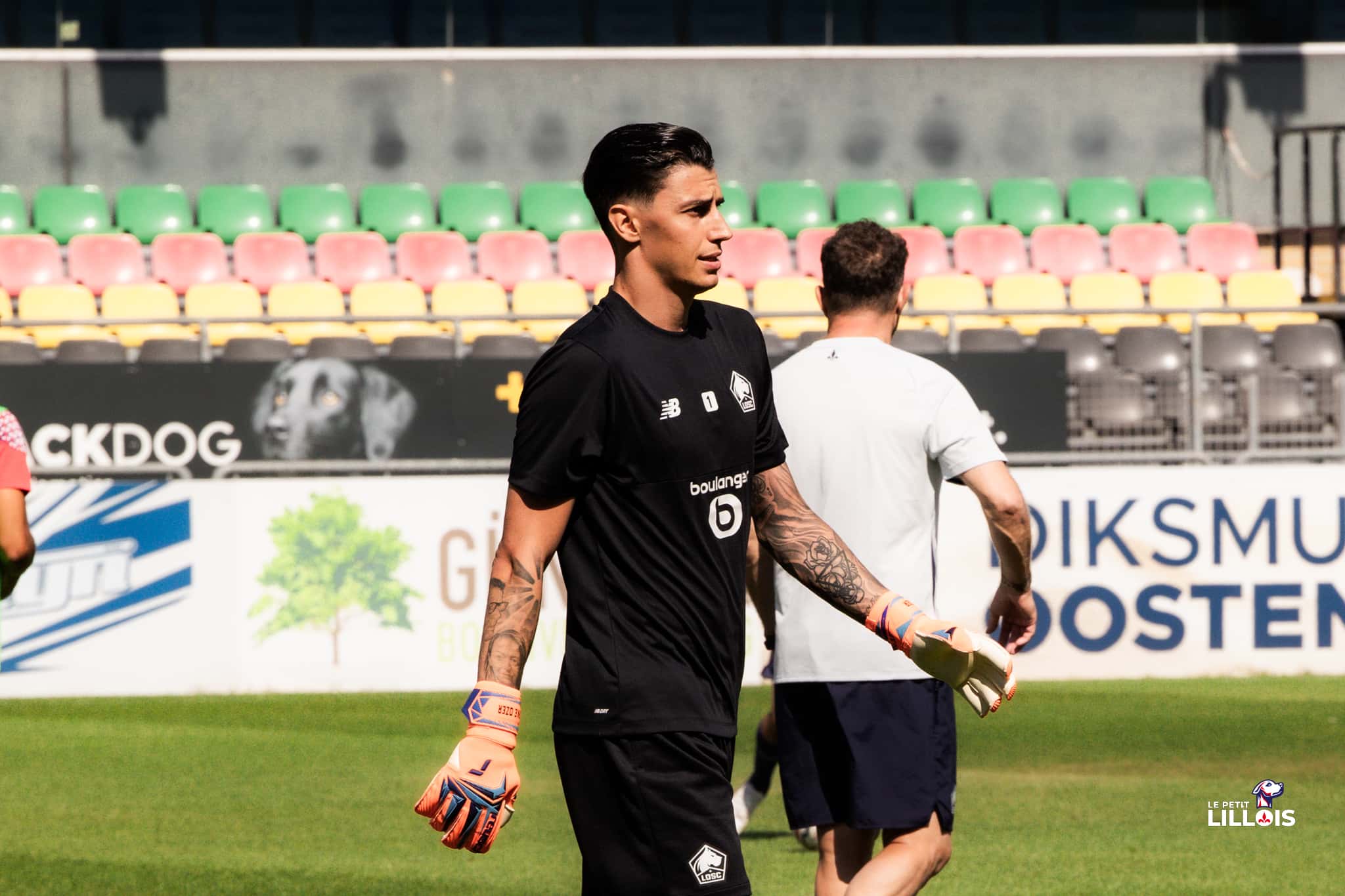 Berke Özer Berke Özer, gardien de but du LOSC.