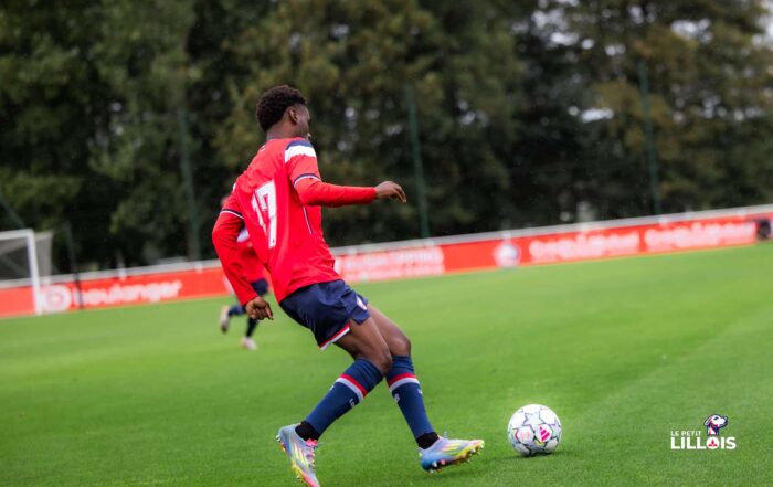 Evrack Nkounkou, ailier et attaquant des U19 du LOSC.