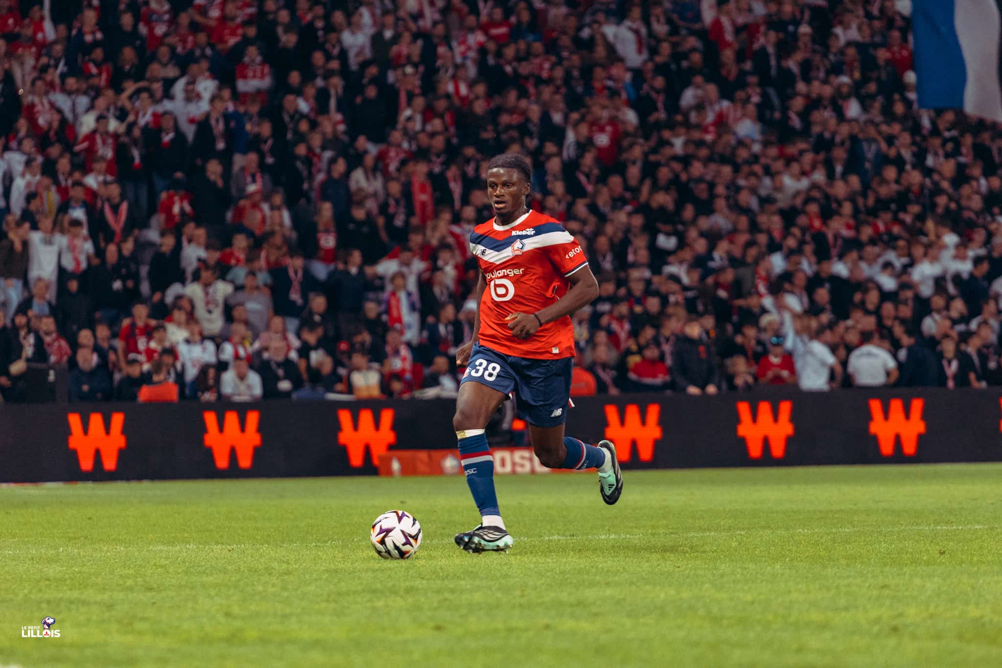 Maxima Goffi Maxima Goffi, défenseur du LOSC.