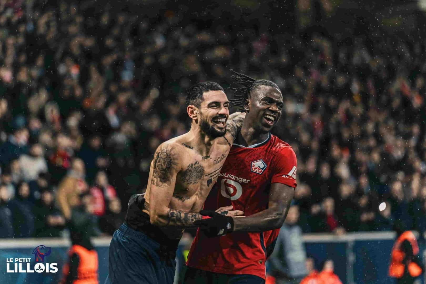 R&eacute;my Cabella et Ngal'ayel Mukau sous les couleurs du LOSC.