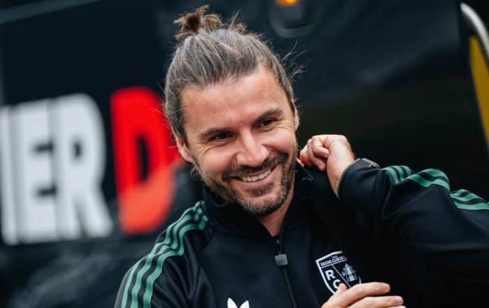 Yannick Cahuzac, entra&icirc;neur du RC Lens.