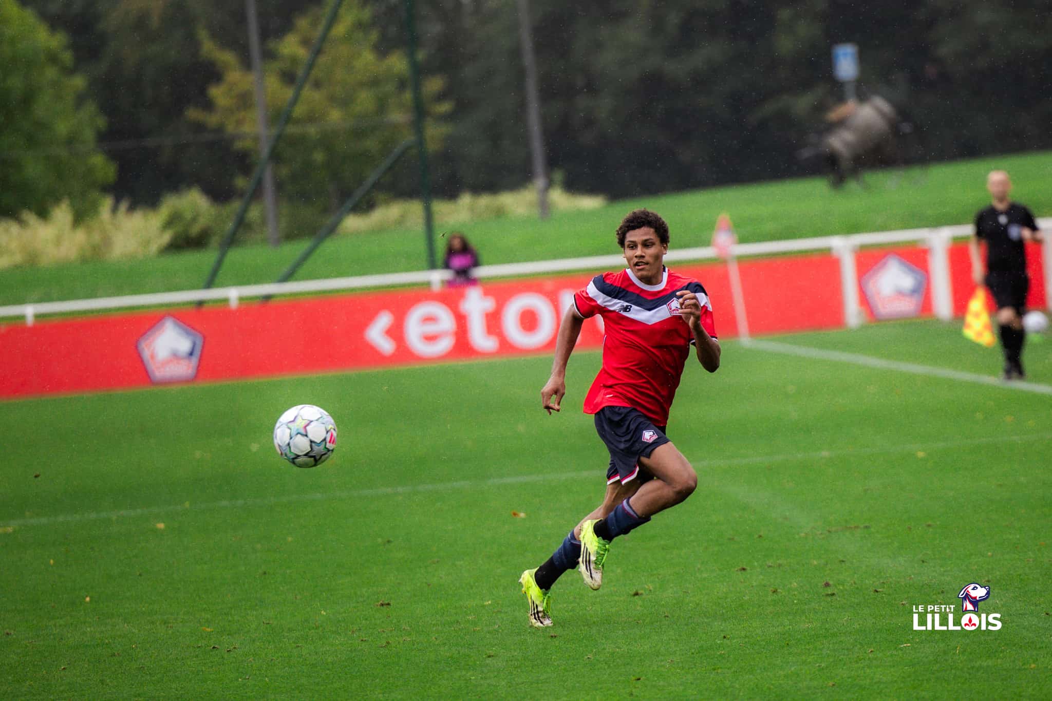 Yéli Traoré Yéli Traoré, jeune ailier de la réserve du LOSC.